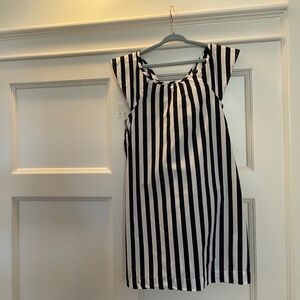 Black and white striped dress crewcuts cut size 8.